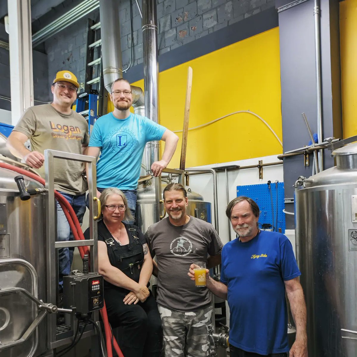 Collab Brew Day at 🪽 Flying Bike! 🚲 The Logan brew crew took a trip up to Greenwood today to brew up a delicious Imperial Red Rye IPA! 🔥 Hopped with some tasty C hops and with malted rye in the grist. 😍 We're super excited to taste this beer in a few weeks! Stay tuned!