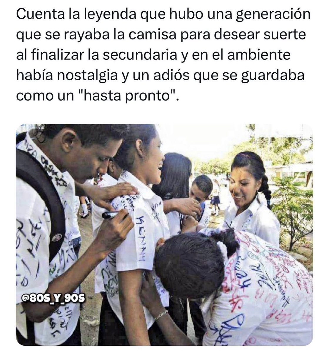 WesleyBroown's tweet image. Lo teenagers no van a disfrutar de hacer eso, ellos estan en Vape y salir en videos con Pistolas para que Tolentino le ponga el Hashtag #ENTREGATE