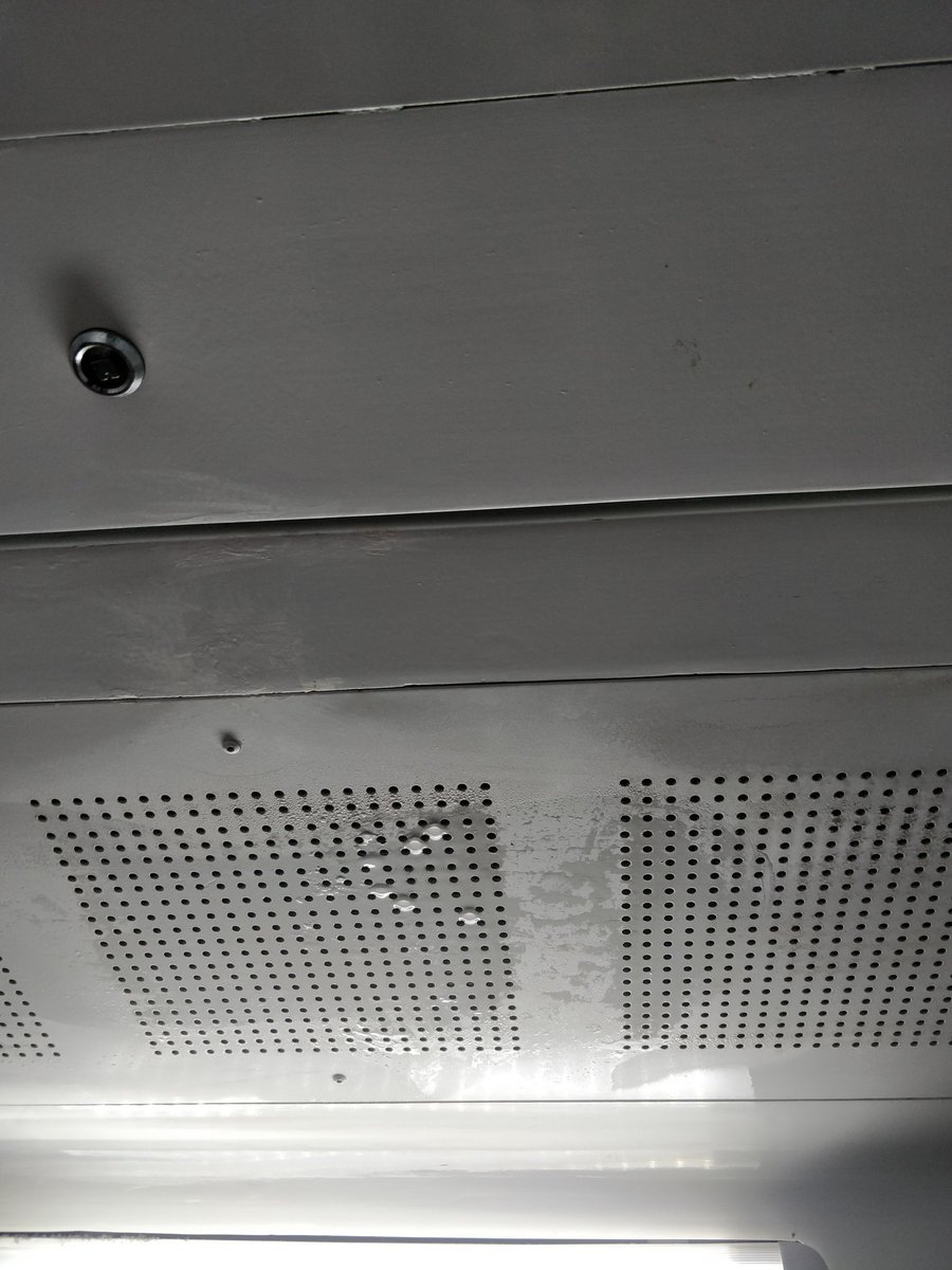hrishikeshrt's tweet photo. @IRCTCofficial @nerailwaygkp @RailMinIndia @RailwaySeva @PiyushGoyal Train: 12589. First AC - H1 Coach. AC vents have started leaking all over, entire floor, as well as upper berth is wet in multiple cabins! Extremely inconvenient. Take the necessary action at earliest. https://t.co/8EIrodWhZI