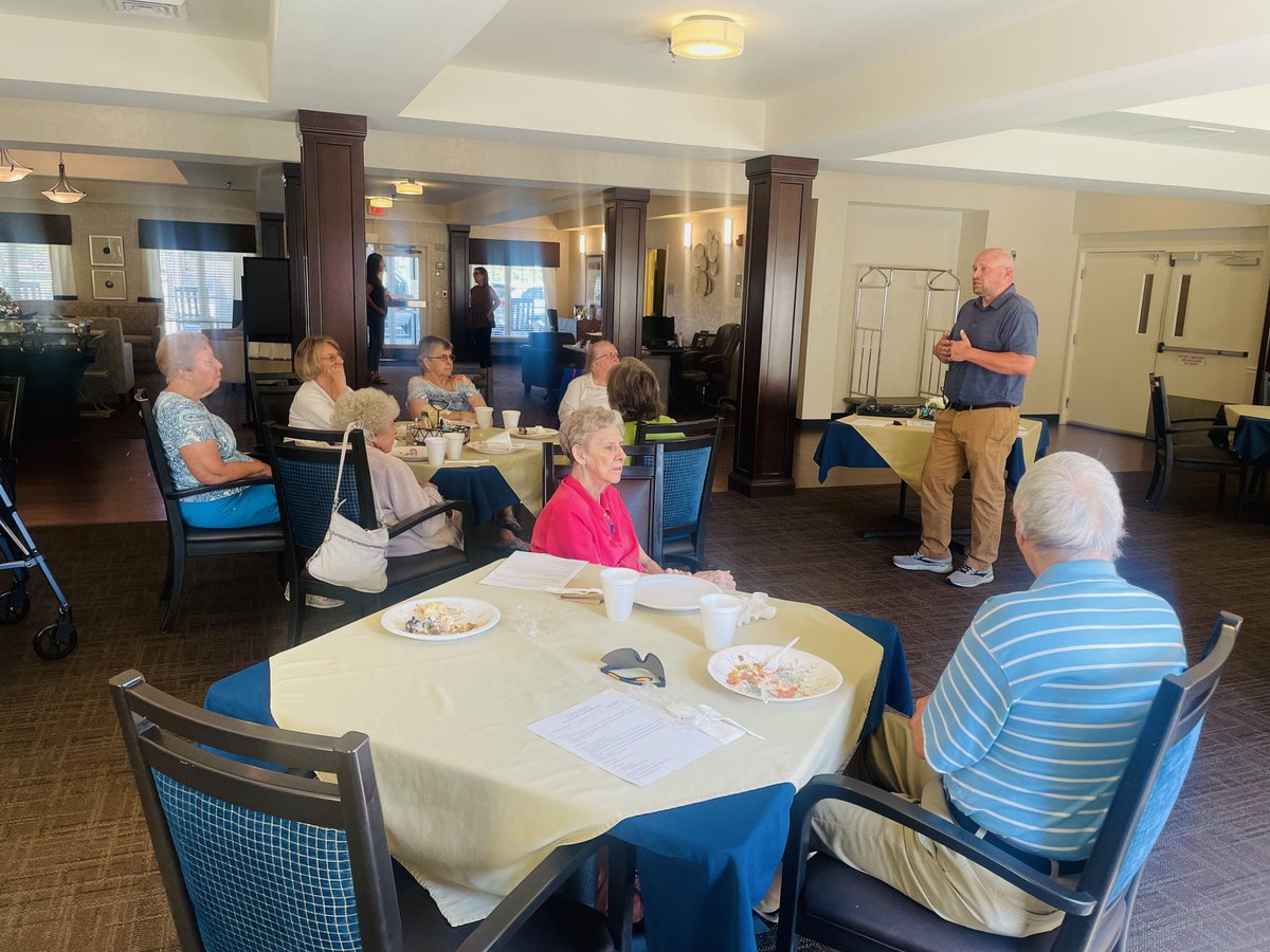 Our Senior Executive Club enjoyed a delicious brunch while learning about how to protect themselves from senior scams and fraud. We would like to thank Paul Garnett from the Columbus Police Department for joining us today! ☺️