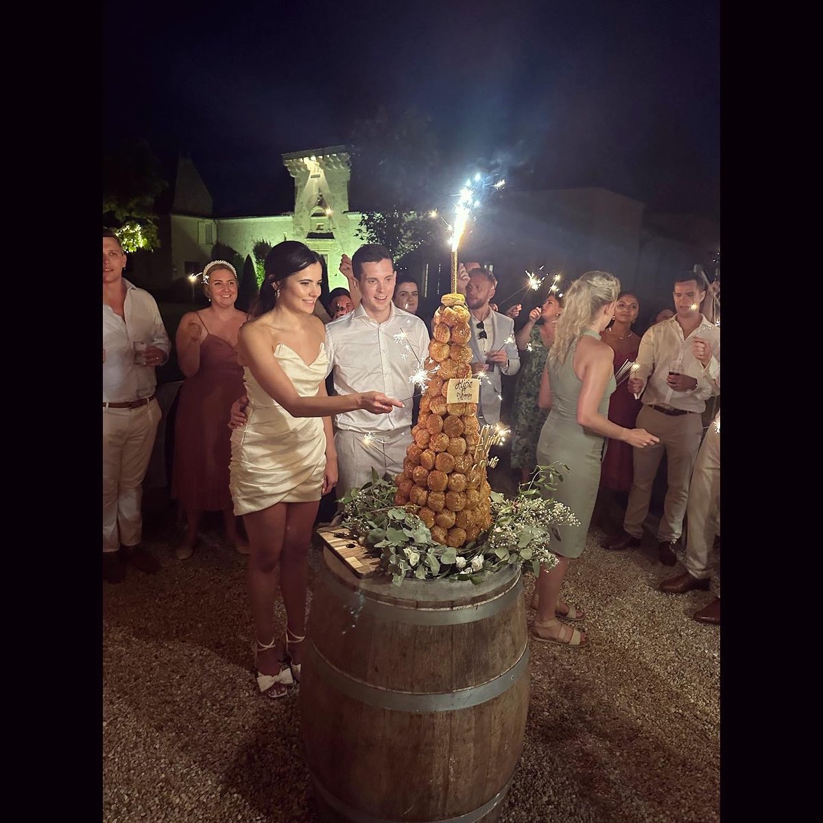 HannahVaughan91's tweet photo. The most amazing weekend celebrating the wedding of Hanbury and Alicia ❤️ Congratulations again to you both! #worththewaite2023 #chateausoulac #bluelions #ubas #wedding https://t.co/MKCfoiYk97