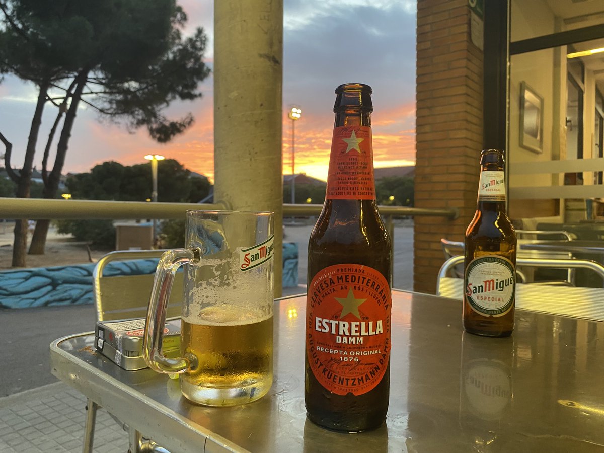 raf_jaime's tweet photo. Al cor de Gràcia. #ElTeler #Sabadell https://t.co/AKQcYCCD4d