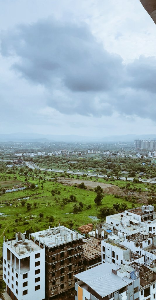 HadimaniKomal's tweet photo. Lagan Laagi re Pune... https://t.co/JqPFcjDqxa