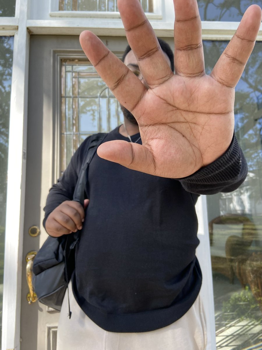 DeAndrew Thomas, B.A. tweet media