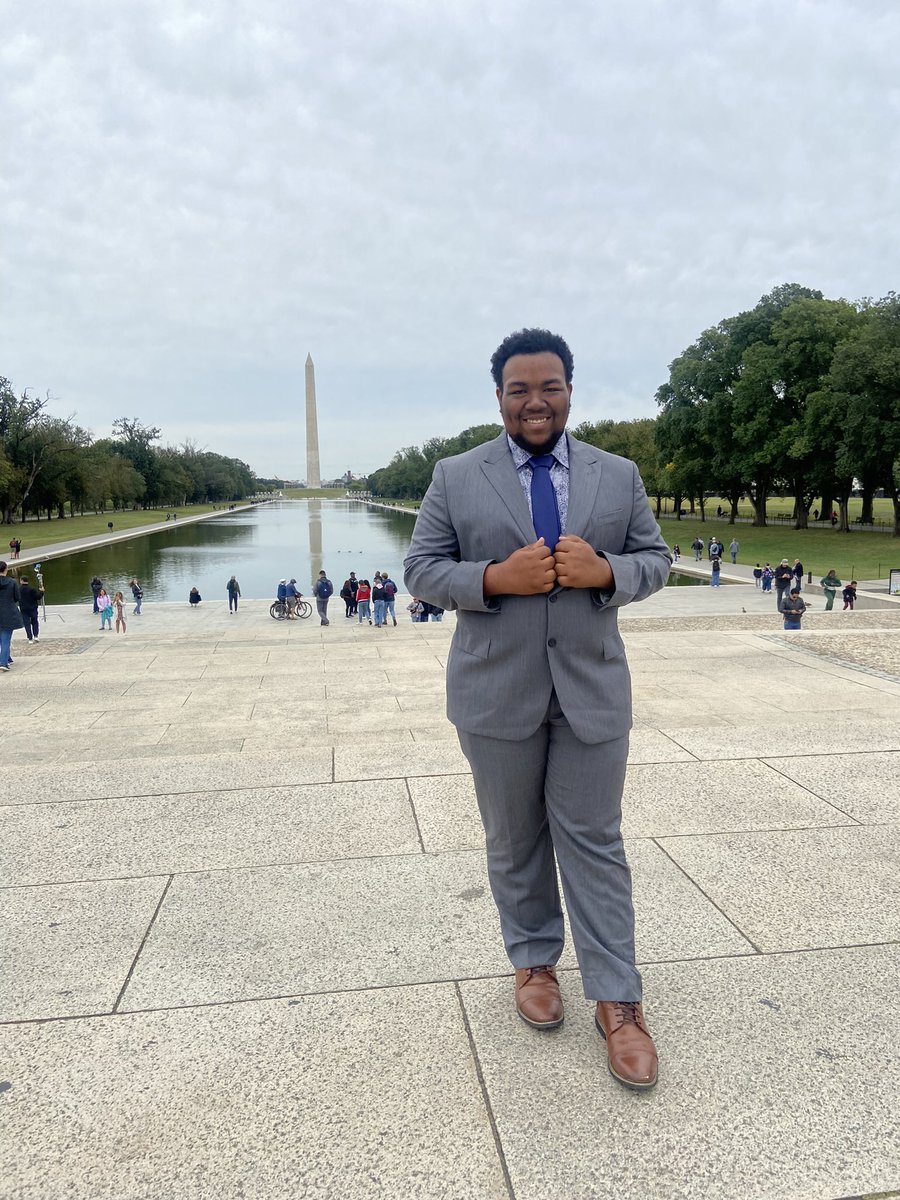 DeAndrew Thomas, B.A. tweet media