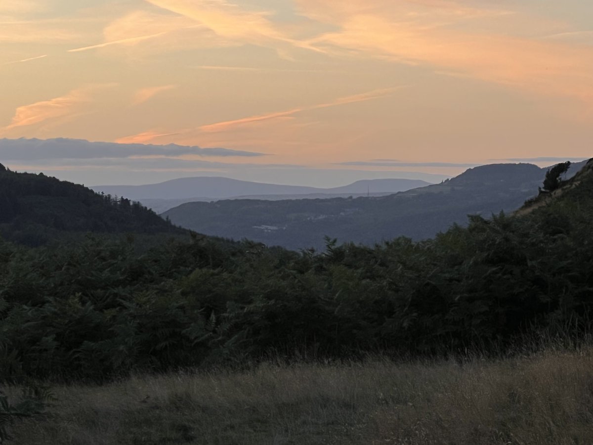 Have a sense that tonight is a good night to be forgiving and kind. A night to try and be understanding. Come to think of it, every night is a good night to be forgiving and kind. To try and be understanding. After all, none of us are perfect. Just forgiven.