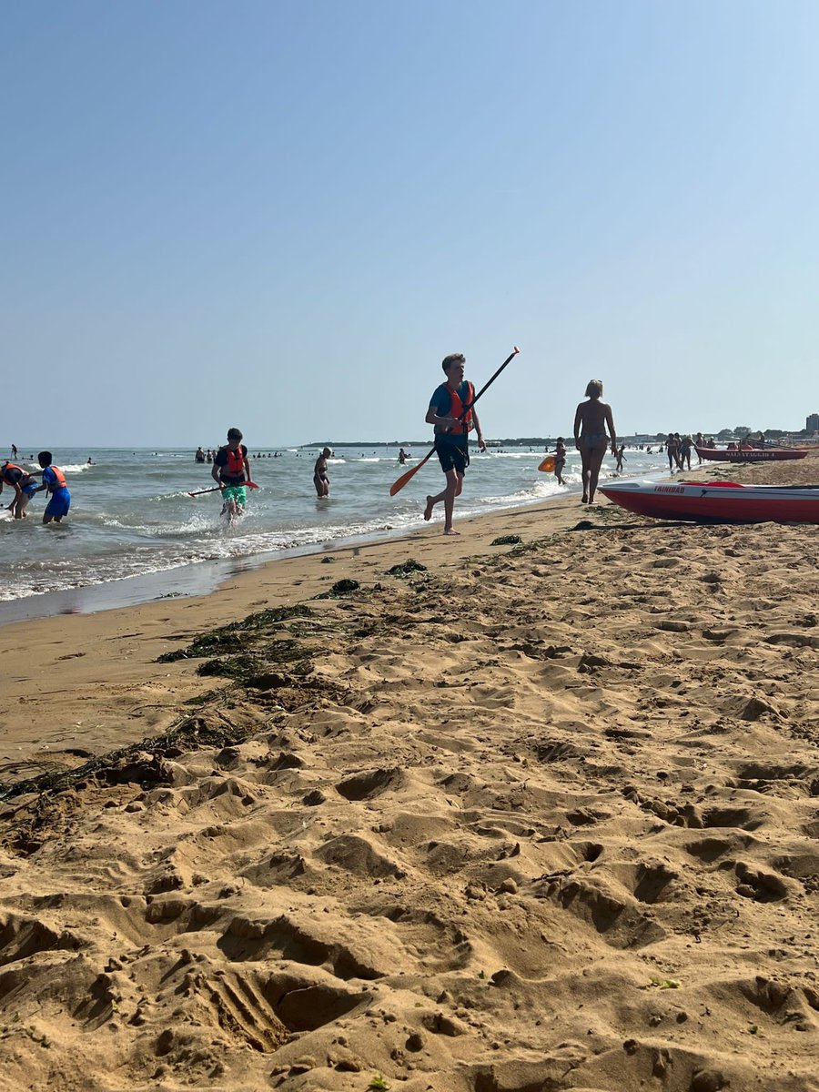 PWHSWatersports's tweet photo. Day 2. Lots of fun with the relay races - more to come on the next post https://t.co/PC44qiBsU0