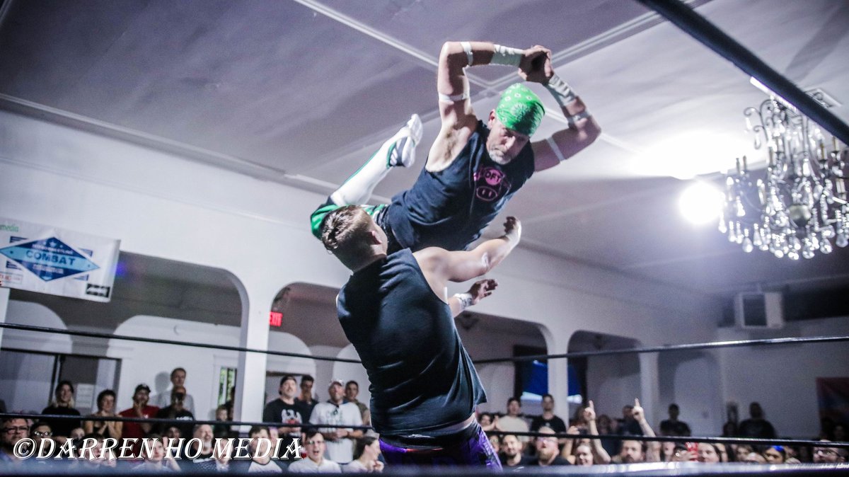 DarrenHoMedia's tweet photo. @proTWilliams vs @Islander250 vs @MaxwellBensonPW vs Legacy at @365pw #SummerAssault at #WhiteEaglePolishHall in #JamesBay on June 16, 2023.

#365prowrestling #prowrestlingphotography #independentwrestling #prowrestling #professionalwrestling #wrestling #yyj #wrestlingphotography https://t.co/FUQlUtaenG