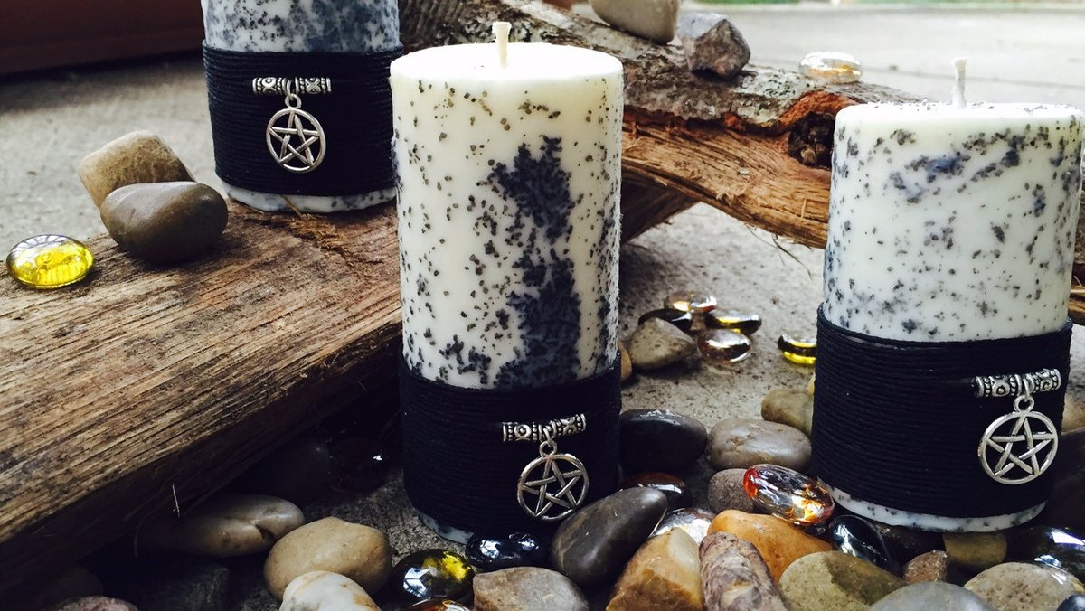 beEsomcandles's tweet photo. Wiccan spell candle w/black salt-Altar candle-ritual candle-wiccan candle-witchcraft candle-witch tools-charmed w/pentacle #WhiteBeeswaxCandle #WhiteBeeswax 
$23.99
➤ https://t.co/bQhIUQLEdm https://t.co/xXPVS74svm