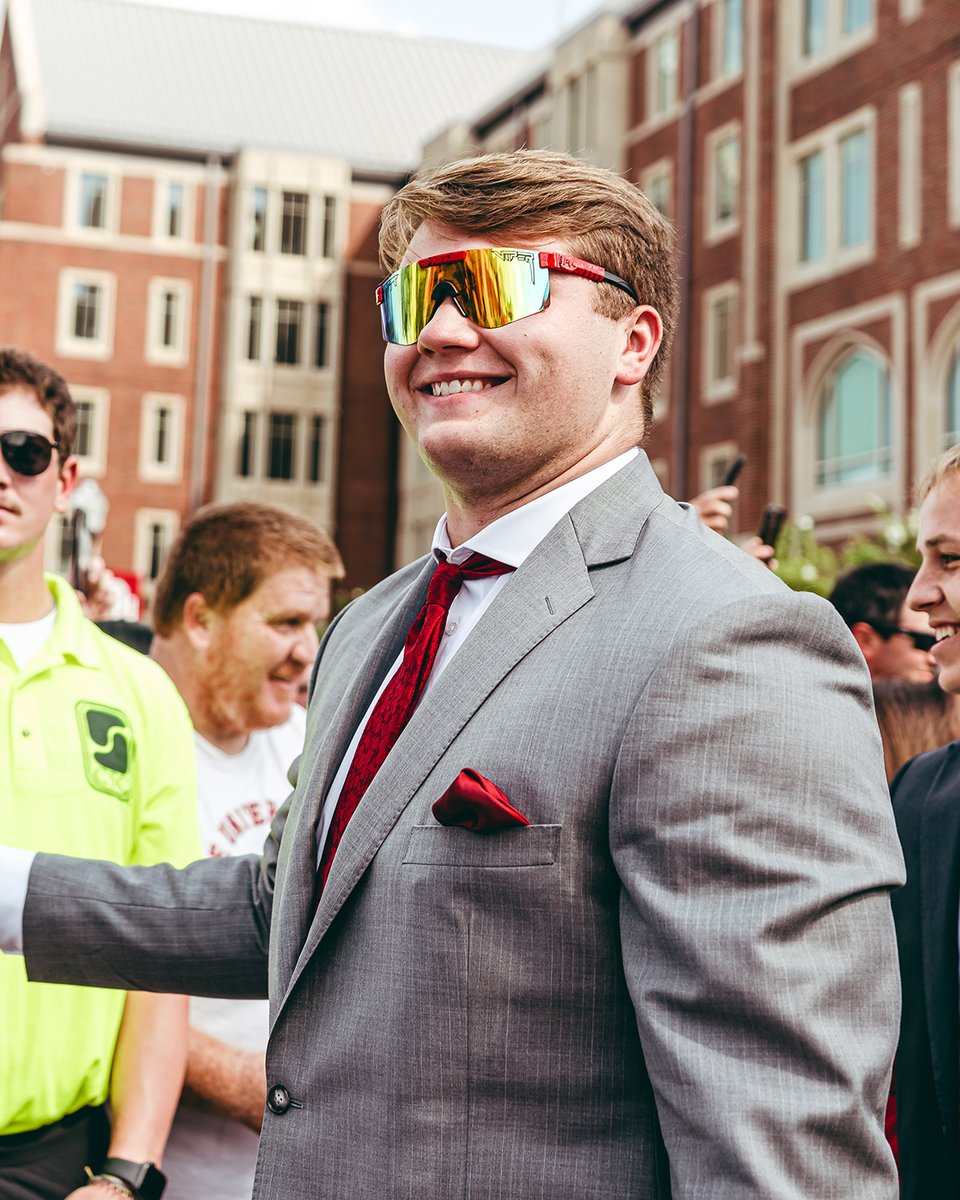 OU_Football's tweet photo. Happy birthday @GunnarAllen73! 

#OUDNA https://t.co/7UhsDm3Uvl