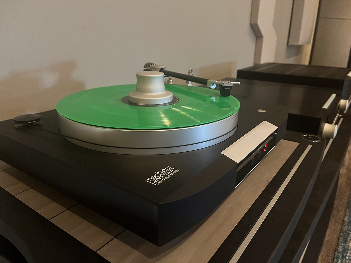 tmraudio's tweet photo. A perfect hot summer afternoon to stay inside and listen to some vinyl. https://t.co/T1RVr5muAL