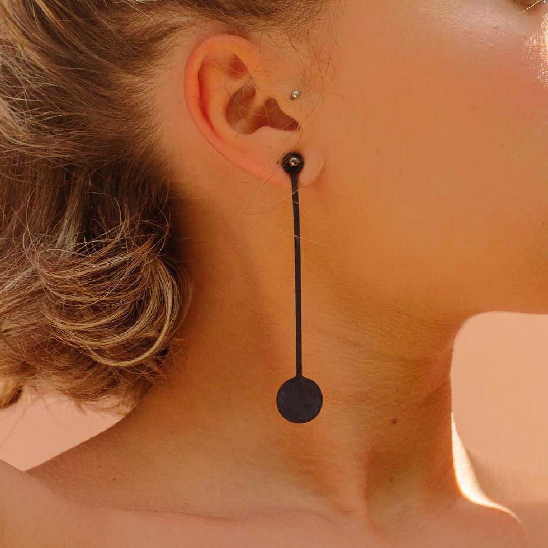designTun's tweet photo. ✨Simplicidade, delicadeza e discrição.✨

Brinco Aro
Brinco Star
Brinco Pendulo

#designtun #joiasdeborracha #rubberjewelry #contemporaryjewelry #bijoucontemporain #brincotun https://t.co/0lDixvT41l