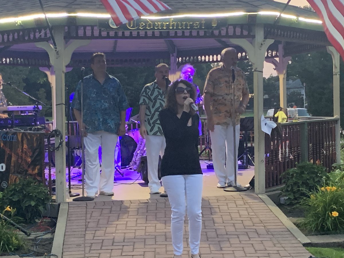 Cedarhurst NY tweet media