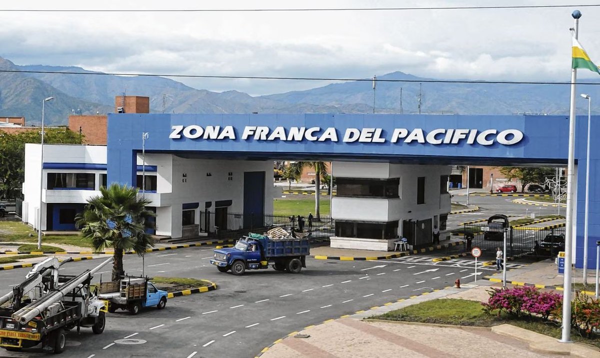 zfpacifico's tweet photo. El Valle del Cauca es epicentro de nueva inversión extranjera para el país.

Según @investpacificen lo corrido de 2023 estos proyectos alcanzan más de $1.179 millones de dólares en montos de inversión y 7.434 empleos directos, en 24 municipios del valle geográfico del Río Cauca. https://t.co/u6eumt9rQ9