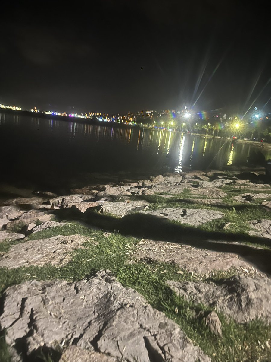 İzmiten Yolculuk izmire VARMI İZMİR ÇİFTLER BAYANLAR