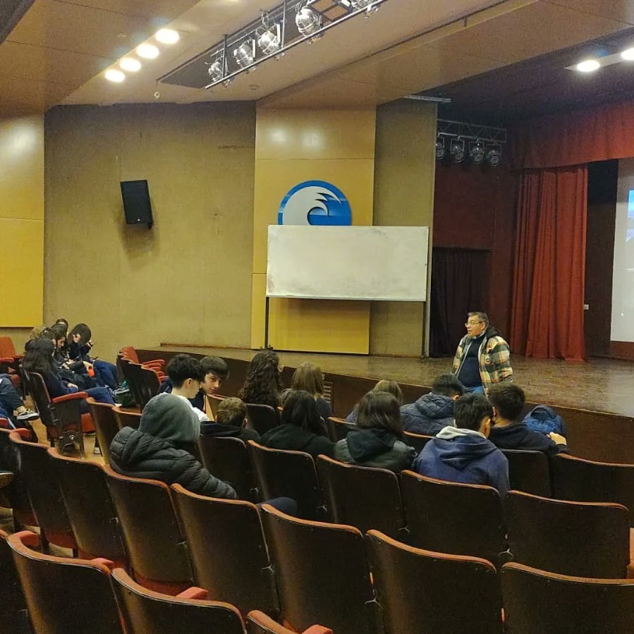 academicaunmdp's tweet photo. ¡Gracias por visitarnos, Instituto Pompeya de Necochea! ¡Los Capuchinos!
Gran esfuerzo de la Dirección de Ingreso de la
@unmdp que lo hizo posible.

#testimoniosunmdp
#Redeslnvisibles
#VisitasGuiadasUNMDP
#ExploraTuFuturo
#ingresounmdpitinerante #ingreso2024
#estudiaenlaunmdp https://t.co/mDi3mSJWrD