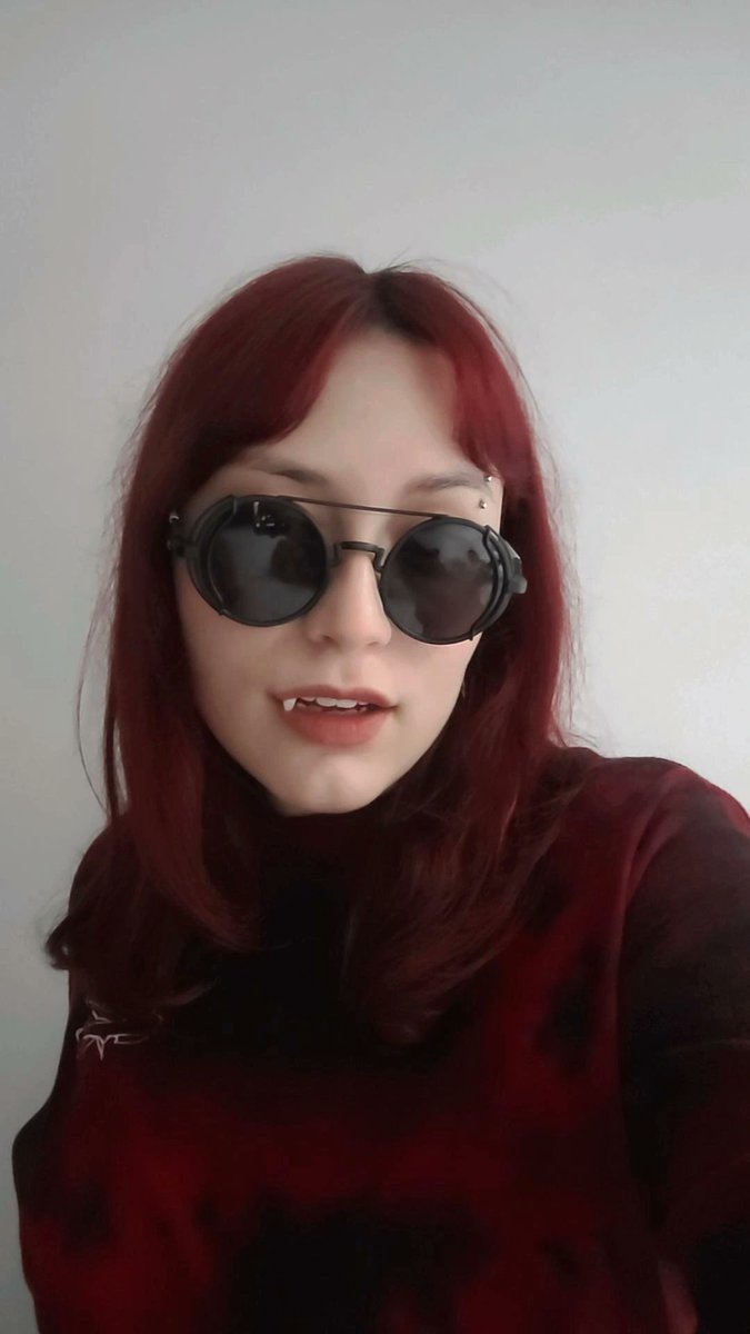 vintageslumbers's tweet photo. glad there's a #GOselfieday ;) https://t.co/2STgGQFZAZ