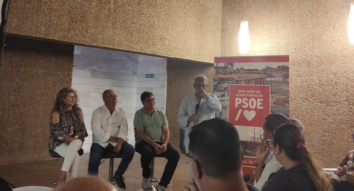 En San Juan de #Aznalfarache, Teatro Romero San Juan, acto sobre Memoria Democrática y proyección del documental Rospanier, con:
-Francisco Salazar
<a href="/SalazarRoPaco/">Paco Salazar</a>
-Juan Ramón Troncoso
<a href="/jrtp1/">Juan Ramón Troncoso</a>
-Fernando Zamora
<a href="/FdoZamoraR/">Fernando Zamora</a>
-Inma Muñoz
<a href="/Inmaculada_MuCa/">Inma Muñoz Carvajal</a>
#EspañaAvanza #VotaPSOE❤