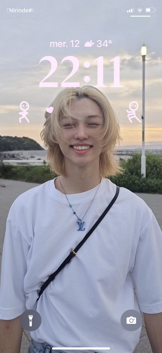 kirees||skz|| ★★★★★ tweet media