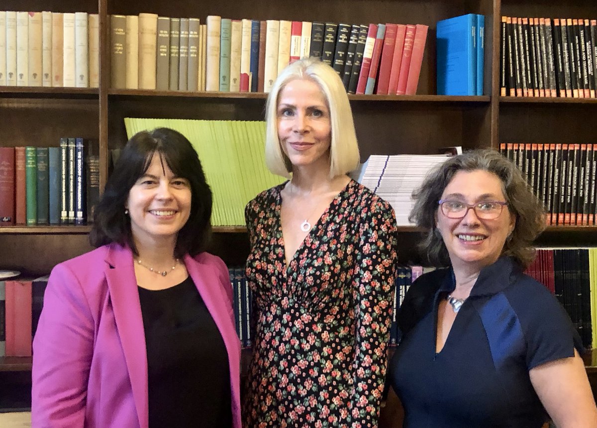 Linda Bauld (@lindabauld) on Twitter photo Happy 25th Anniversary to the Academy of Medical Sciences @Acmedsci🥳
Chuffed to join as a fellow & delighted to see many colleagues from Scotland’s biomedical & health community there today incl <a href="/MarionKCampbell/">Marion Campbell</a> <a href="/aberdeenuni/">University of Aberdeen</a> @hrsu_aberdeen & Jan Clarkson <a href="/dundeeuni/">University of Dundee</a> @dundeedental Happy 25th Anniversary to the Academy of Medical Sciences @Acmedsci🥳
Chuffed to join as a fellow & delighted to see many colleagues from Scotland’s biomedical & health community there today incl <a href="/MarionKCampbell/">Marion Campbell</a> <a href="/aberdeenuni/">University of Aberdeen</a> @hrsu_aberdeen & Jan Clarkson <a href="/dundeeuni/">University of Dundee</a> @dundeedental