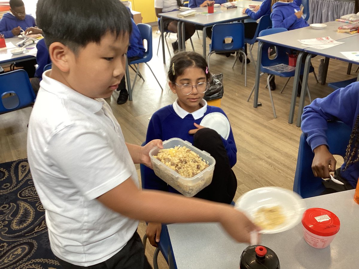 What a wonderful presentation and food tasting session on Hong Kong for #internationalweek we are so grateful to Mrs Wu for her generosity and time. We learned so much.