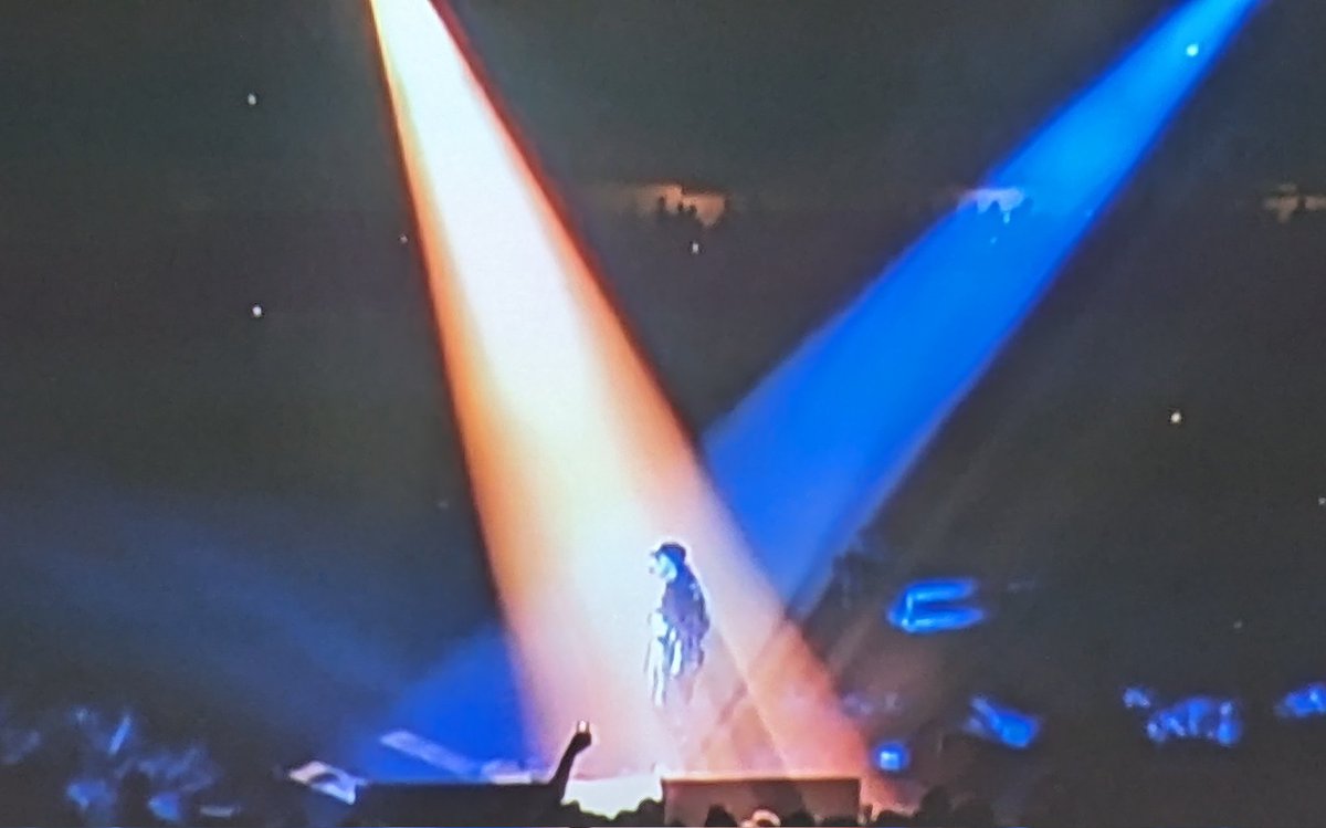 nosecretatall_'s tweet photo. This is the greatest moment in rock 'n roll. Period.
#U2 #Zooropa30 #RunningToStandStill https://t.co/HWXnXON4eq