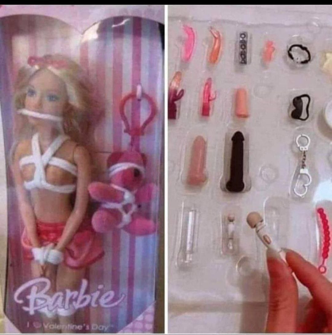 DANTE_eloficial's tweet photo. Sondeo Tuitero 

Le compraría esta Barbie a su hija?

NO: 🔄
SÍ: ♥️
.
. https://t.co/qObtVZNblh