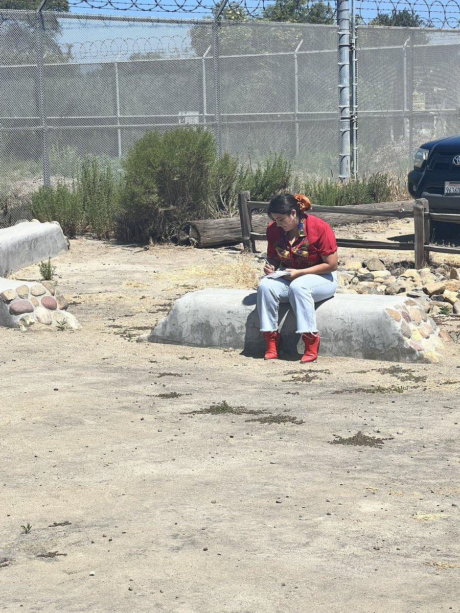 Kelly León tweet media