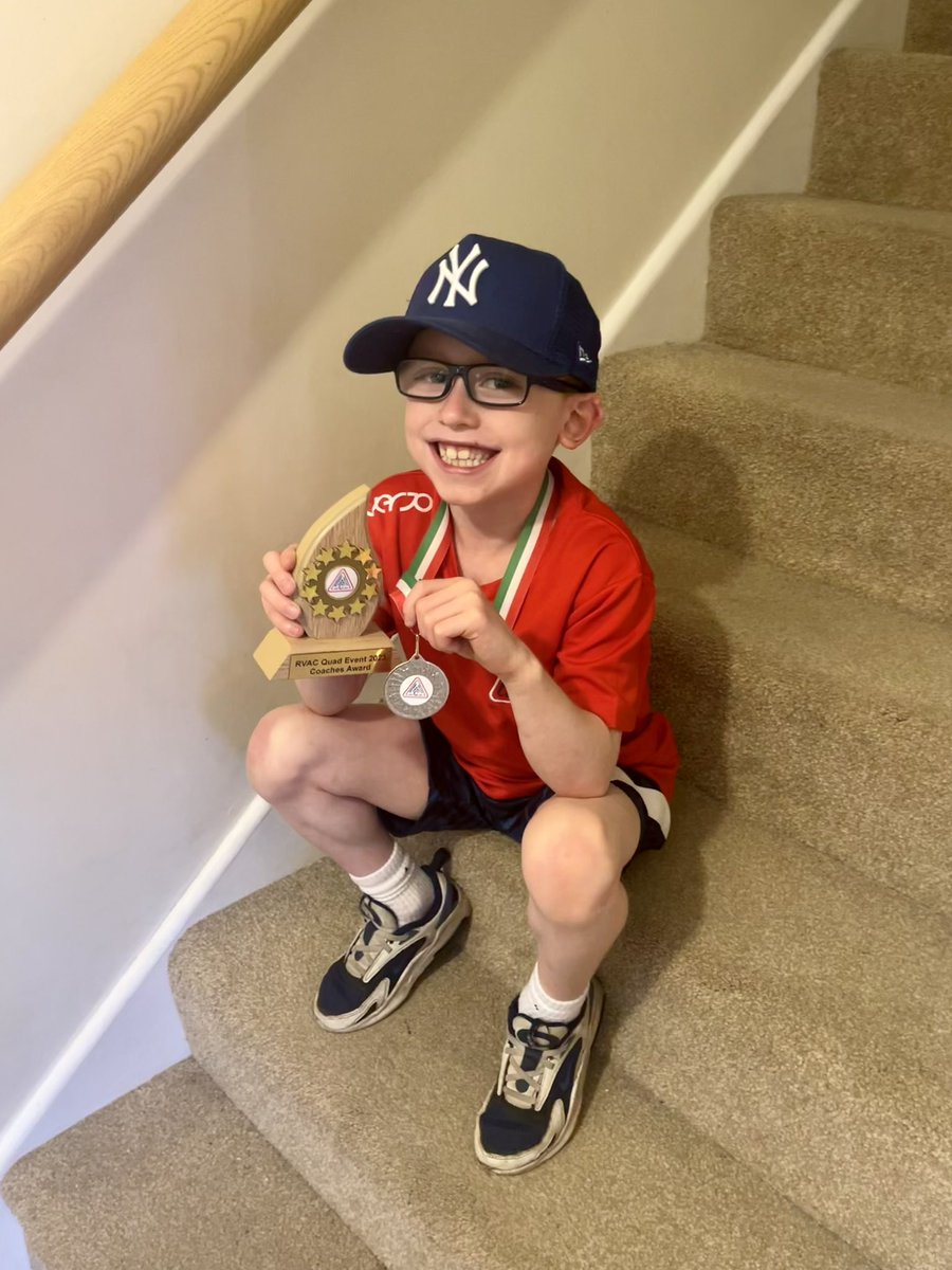 SarahRead87's tweet photo. Super proud of Josh. He had his first athletics competition tonight and he won the sprint and the long distance out of the U9s category 🙌🏼 🌟 @Ympsreynolds @ympsmatthews @YstradPrimary #RVAC https://t.co/RtyXDBM5I2
