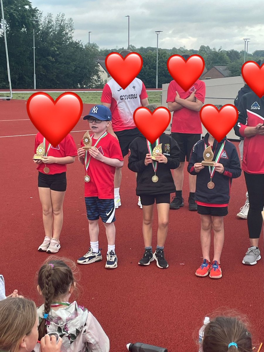 SarahRead87's tweet photo. Super proud of Josh. He had his first athletics competition tonight and he won the sprint and the long distance out of the U9s category 🙌🏼 🌟 @Ympsreynolds @ympsmatthews @YstradPrimary #RVAC https://t.co/RtyXDBM5I2