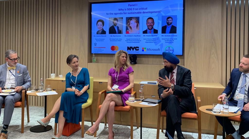 PLinUN's tweet photo. Thank you @USCIB for today's discussion on the role of infrastructure in sustainable development! Great opportunity for us to present the vision behind the @UN resolution initiated by 🇵🇱 on building global resilience through infrastructure connectivity.

📄https://t.co/LVUOCBsyOR https://t.co/DcAWZeZ6WX