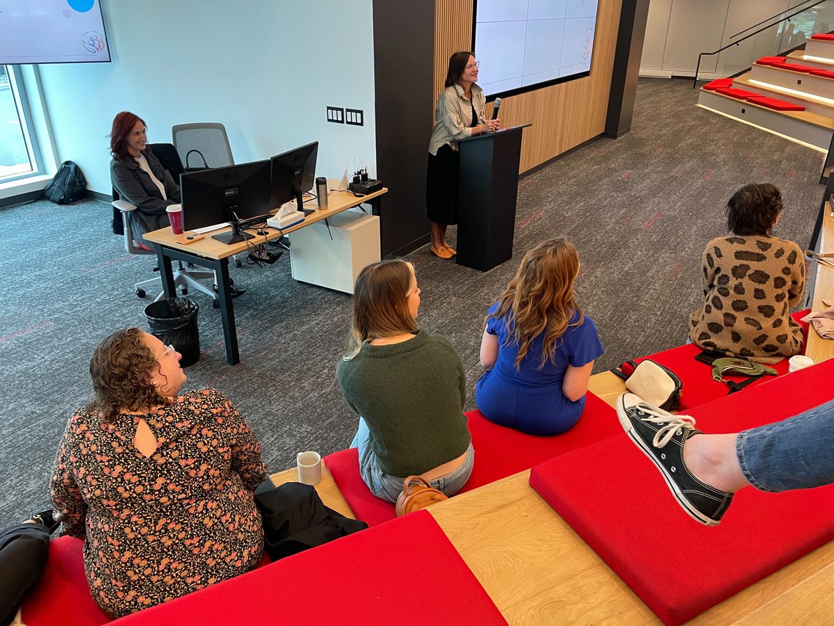PolyUnity's tweet photo. Yesterday several @PolyUnity women had the pleasure of engaging in a cathartic #Tequity+ session on female rage 🤬
Thanks to all the dedicated women who show up month after month, we know that we're not alone.
"Anger is a sign that something needs to change" - Mark Epstein https://t.co/hksV8FpCe2