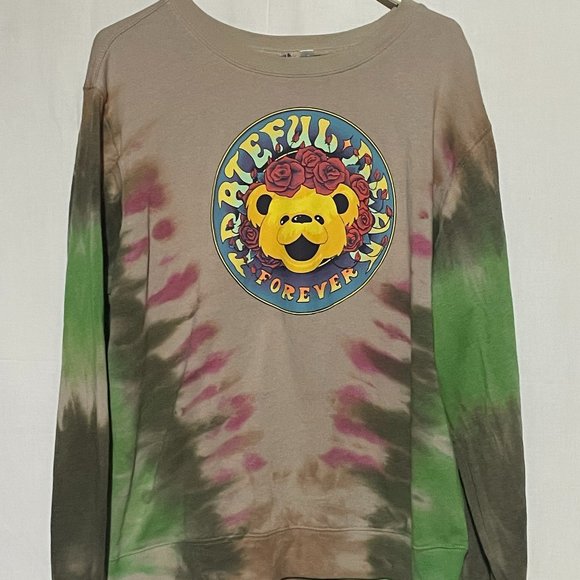 Keepinitretro7's tweet photo. So good I had to share! Check out all the items I'm loving on @Poshmarkapp #poshmark #fashion #style #shopmycloset #gratefuldead: https://t.co/GNDBJi7SWE https://t.co/UGaupEIFYu