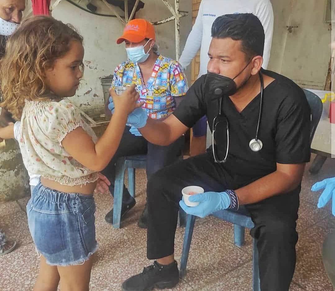 CortesiaMarsel's tweet photo. Mi motivación para trabajar por las comunidades es poder lograr un poco de bienestar a lo neoespartanos 🤝Crecemos juntos hacia una nueva Venezuela de libertad y verdadera independencia 🇻🇪
Compromiso por Nueva Esparta 💛💙💚#Prociudadanos #NuevaEsparta #JornadaMedica https://t.co/Q92VtBiIbZ