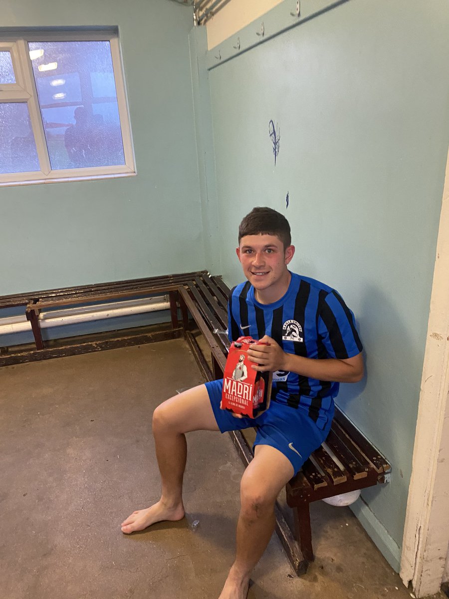 RESULT
 
First XI 4-2 <a href="/deepingunited18/">Deeping United FC</a> 

<a href="/Danny_Woods101/">Danny Woods</a> ⚽️⚽️
@EstevesDelphin ⚽️
<a href="/Lucahall94/">Luca</a> ⚽️

@TomLomas7 Barbering MOTM courtesy of Spar Shop Priory Rd 🏆 <a href="/parla_joe/">Joe Parla</a> 

🦅⚽️#EUFC