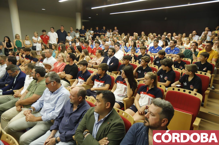 cordoba's tweet photo. Fotogalería | 'La Cantera' premia a los mejores de la temporada del deporte base #CórdobaESP @cbccordoba @UNICORDOBAfeme1@cbmaristascor @_adecor @Club_Navial @CordobaCF_ofi @CAPalmathlon @cdlasallebasket @CordobadeBM 👉 https://t.co/y4omqgw3eW https://t.co/Kr2304xfLY
