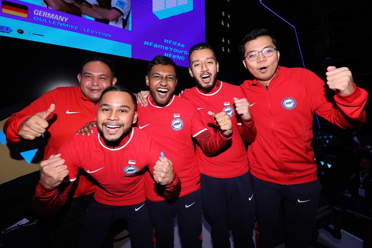 KunFps_'s tweet photo. ٱلْحَمْدُ
SINGAPORE ARE THROUGH TO THE RO16 🇸🇬❤️ 
everything backed against the wall in that final game but we pulled through together w some ice clutch moments 🥶🧊
couldn’t be more proud of the team, we go again tomorrow @FASingapore https://t.co/lylvGVYult