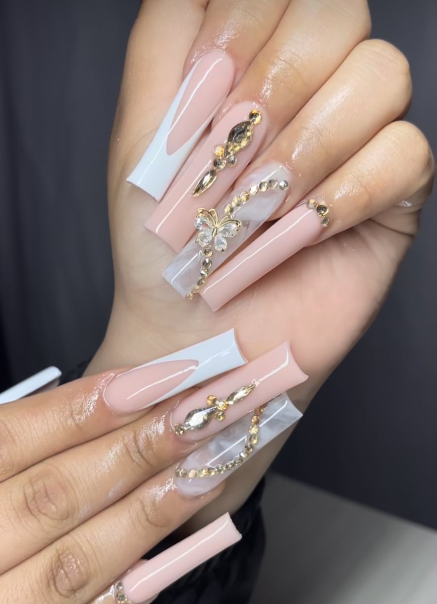 jdmbecks's tweet photo. The improvement I’ve made since 2020 🥺 message me to book ladies ! @nailsxrebe 🫶🏻 https://t.co/u6x0CxZir4