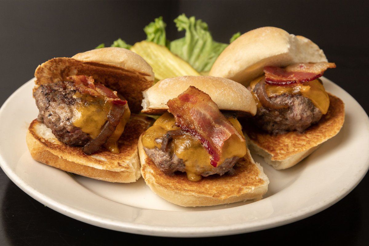 KSGrille's tweet photo. Perfect for sharing! Sliders https://t.co/8aypY1veCW