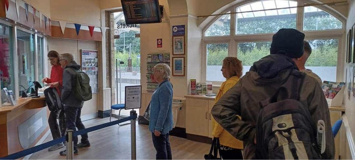 RMTunion's tweet photo. Add Skipton to the long list of places where 'Nobody uses the ticket office anymore...!'
#SaveTicketOffices https://t.co/Nah8fLLHur
