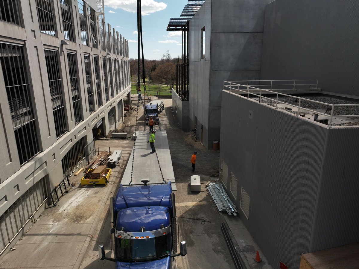 WysanLogistics's tweet photo. Our team of drivers are experts in hauling precast products!
#precast #TT #doubletee #hauling #trucking #taracon #logistics https://t.co/bnvef646aO