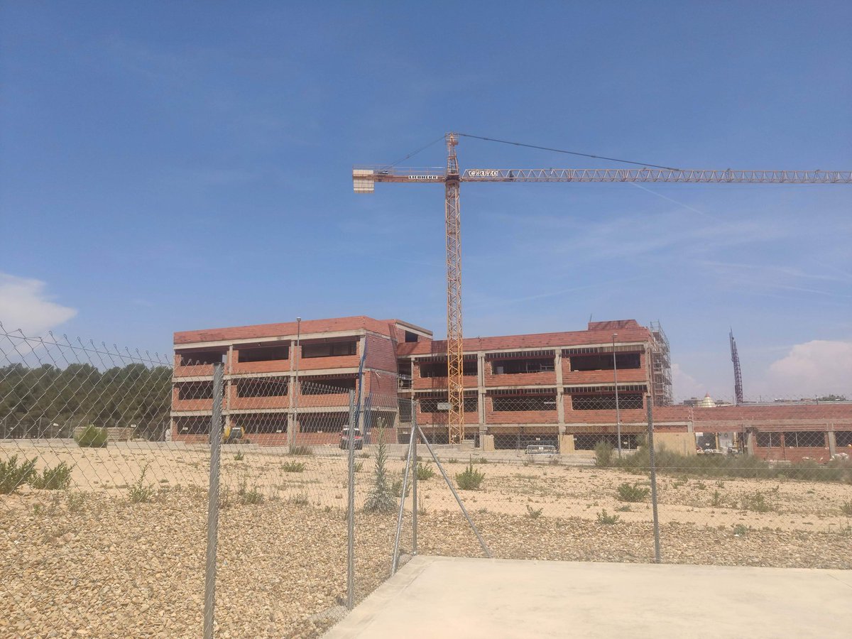 #porunmariazambranoseguro

Es primaria una opción segura para albergar a todos los niños? 

<a href="/AMPACdelBosque/">AMPA Claros del bosque del CEIP María Zambrano</a>
<a href="/GobAragon/">Gobierno de Aragón</a> <a href="/ChuecaNatalia/">Natalia Chueca</a>