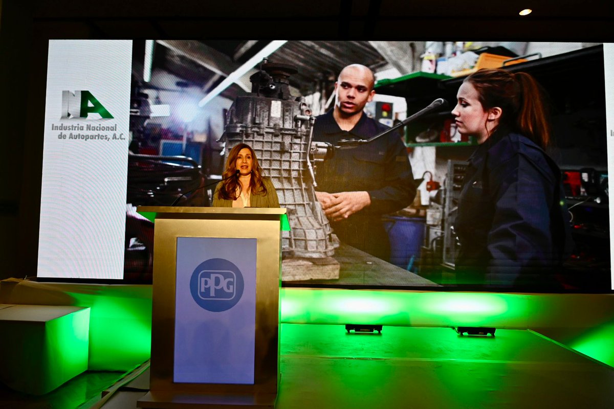 ¡Gracias a la <a href="/inaoficialmx/">INA Industria Nacional de Autopartes, A.C.</a> por el Premio Especial🎗️ que ayer otorgaron a <a href="/PADFMexico/">PADFMexico</a>! Estamos  muy orgullosos por la colaboración conjunta con la Industria Automotriz para la implementación de la #ReformaLaboral en beneficio de las y los trabajadores