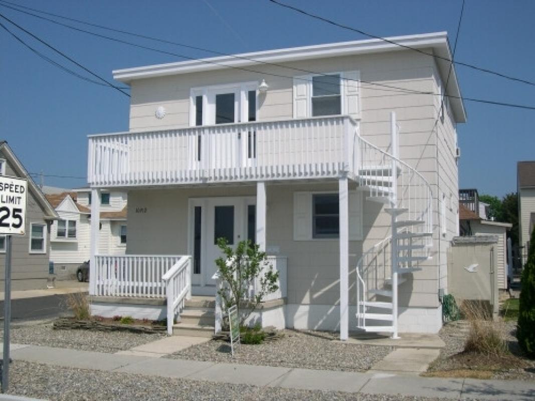 sheila_erikson's tweet image. I am looking for a renter for 10912 Third Avenue ,2nd Floor Stone Harbor, NJ 08247 #StoneHarbor #NJ  #realestate tour.corelistingmachine.com/home/C6UNY6