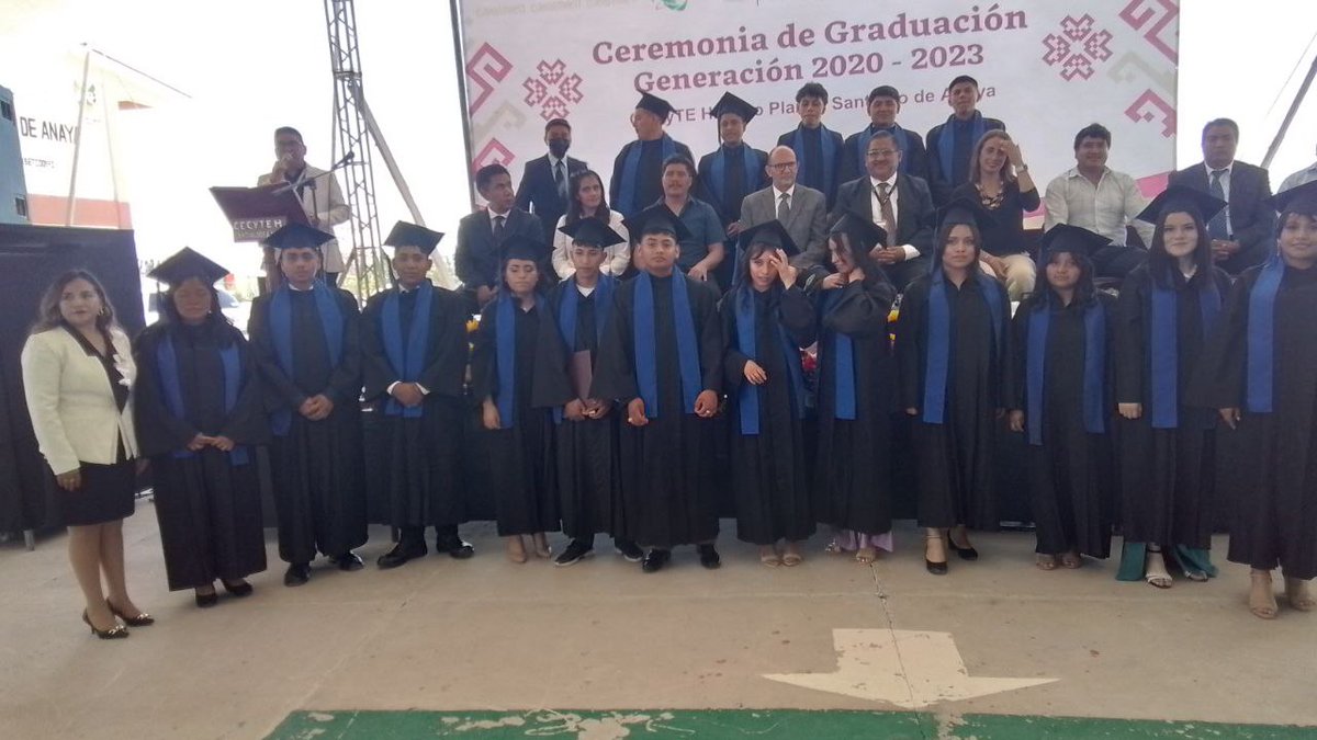 CecytehSdeAnaya's tweet photo. @natycastrejonv @DanielFragosoT @arowec @RaymundoSantil1 @SantiOmitlan @CECyTEHidalgo 
Graduación de la Generación 2020-2023, les deseamos el mayor de los éxitos.🧑‍🎓🧑‍🎓🧑‍🎓🧑‍🎓🧑‍🎓🧑‍🎓🧑‍🎓
#OrgulloCECyTEH
#Generación2020-2023
#SomosCECyTEH https://t.co/VaemGXVX0b