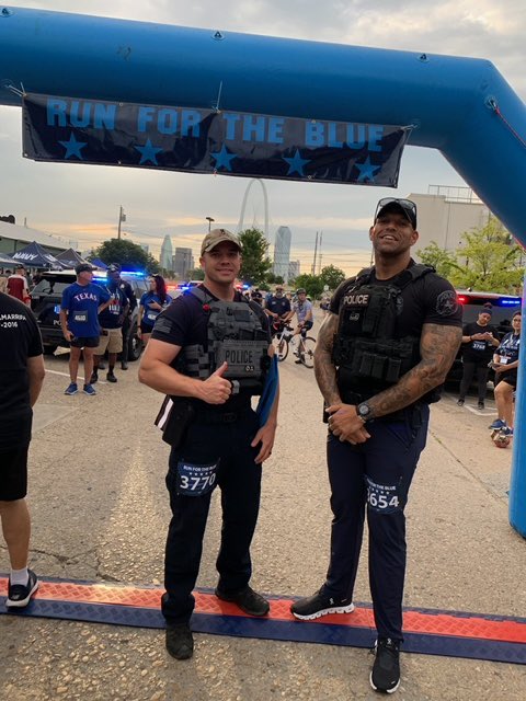 IrvingPD's tweet photo. On 7/8, members of our SWAT team participated in the #RunForTheBlue in Dallas, honoring the officers killed on July 7, 2016. Participating members were Sgt. Barnes (not pictured) &amp; Officers Payne &amp; Scholz. Great job to everyone, &amp; thanks for representing IPD so well! #NeverForget https://t.co/V5LGXjhto1