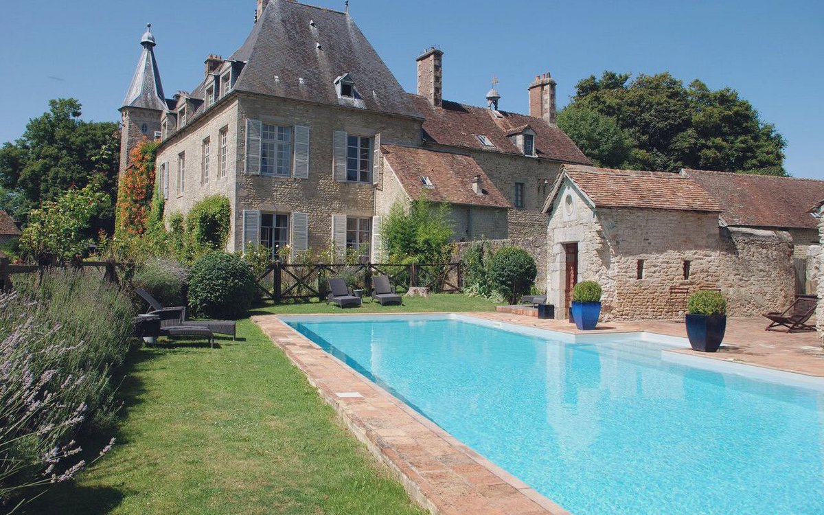 boom1965's tweet photo. Chateau De Saint Paterne near Le Mans 🇫🇷  Merci 🫶🏻 https://t.co/MgKgjUd0i7