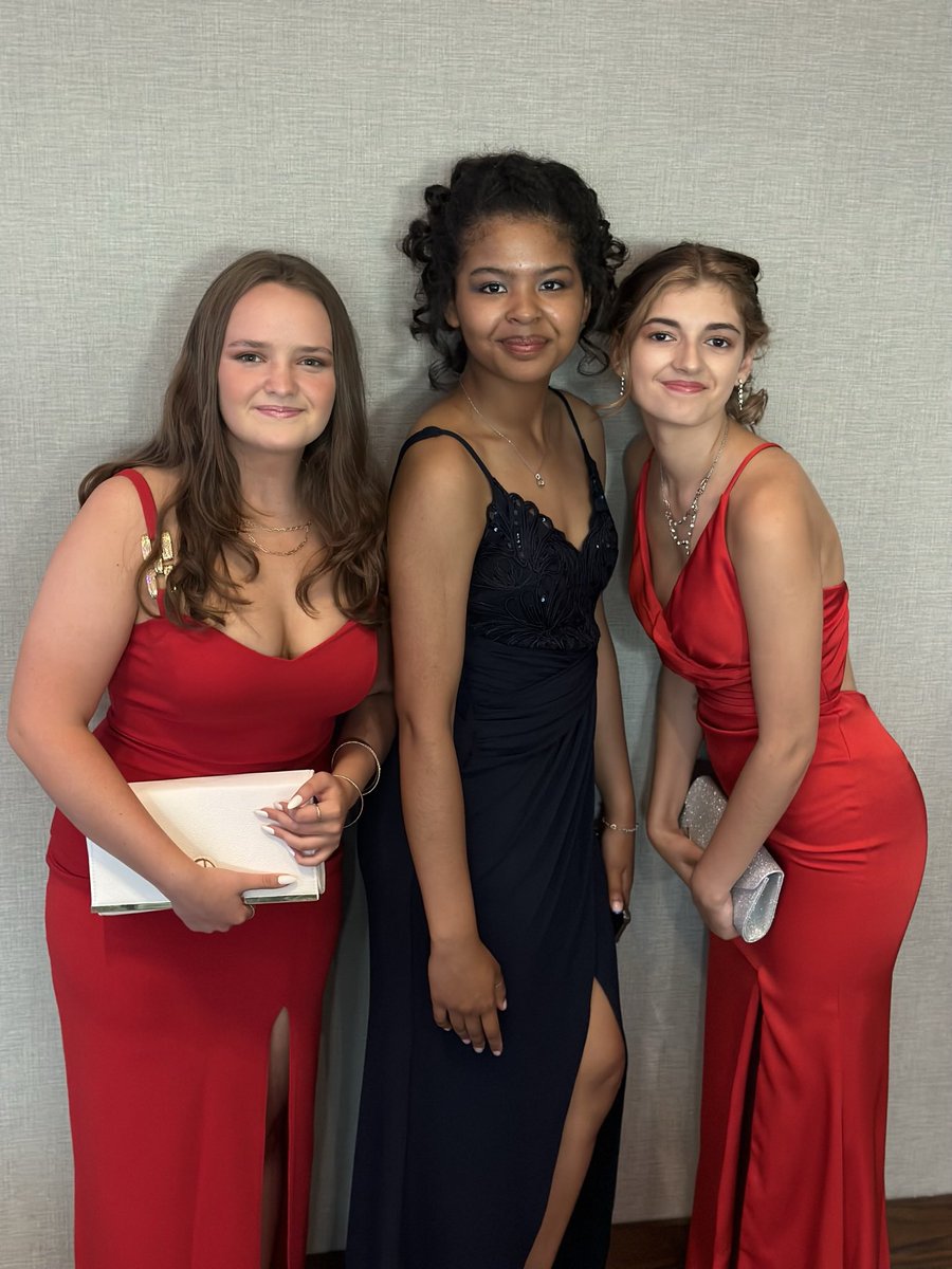 Fantastic evening celebrating our brilliant Year 11s at their Prom on Friday #year11 #legends #whatayeargroup