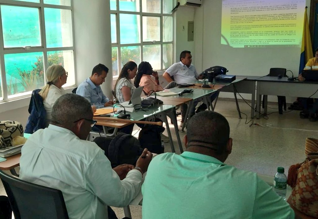 MinInterior's tweet photo. En #Hatonuevo, #LaGuajira el director de Asuntos para Comunidades Negras, Afrodescendientes, Raizales y Palenqueras @VictorMorenoMin, acompaña el seguimiento de la implementación de las ordenes de sentencia T-329 de 2017 para la reubicación de la comunidad afro de Tabaco. https://t.co/qDPXwzk8bS