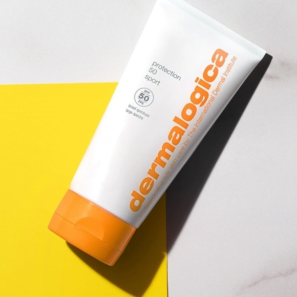 spaon4th's tweet photo. Stock up on dermalogica for summer and receive a free gift!

Purchase $200 of dermalogica pretax &amp; receive a FREE 13g daily milkfoliant or firm + repair kit ($35 value)

>> https://t.co/XzoYA4Yh5G https://t.co/TxsK5CUkgD